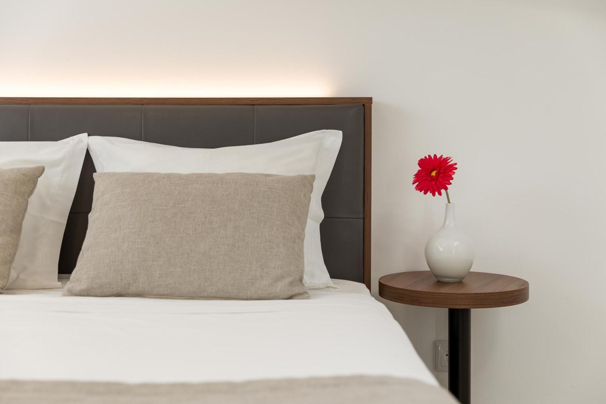 Bra.Com Apartments Oporto Faria Guimaraes ภายนอก รูปภาพ