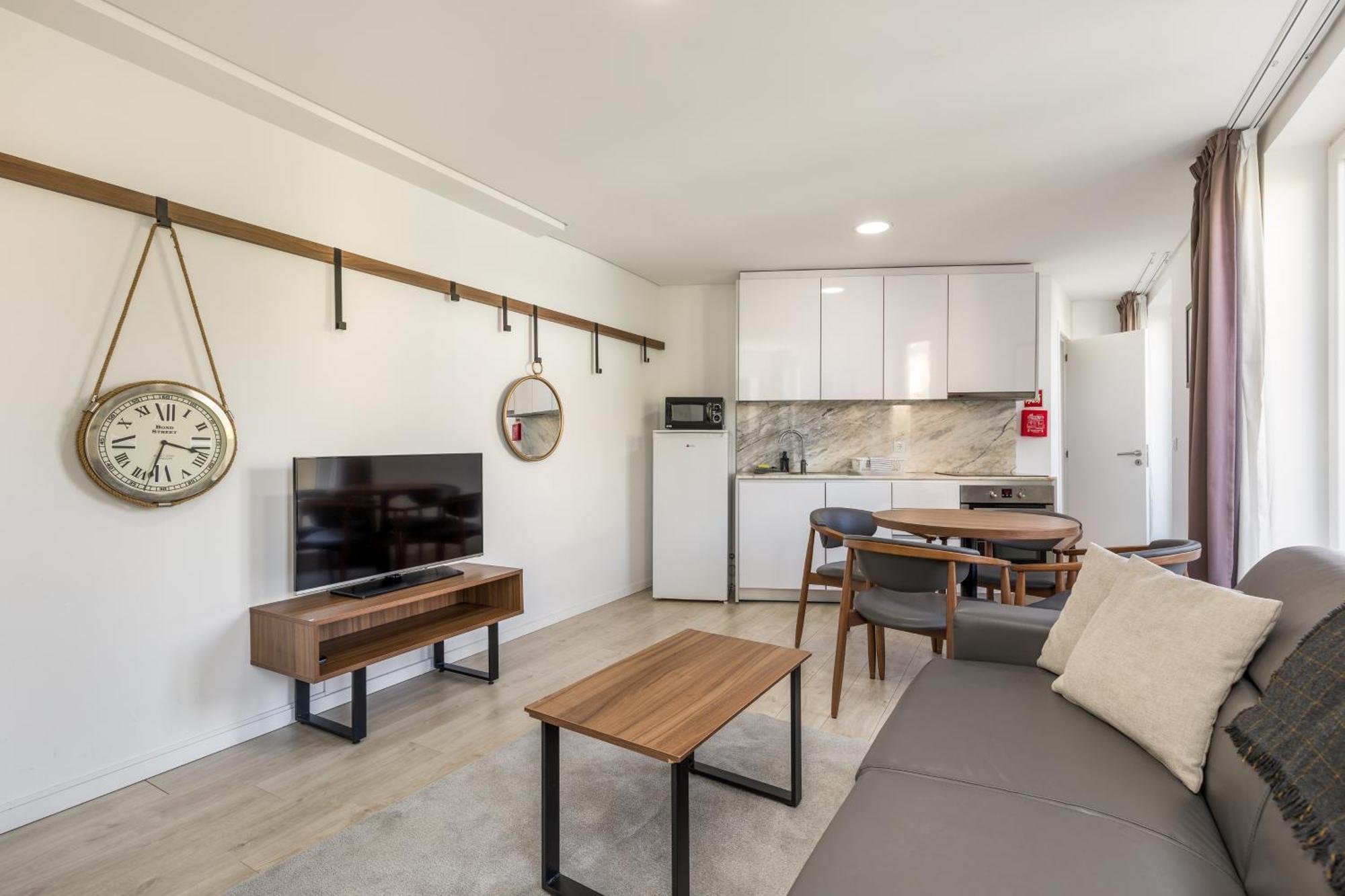 Bra.Com Apartments Oporto Faria Guimaraes ภายนอก รูปภาพ