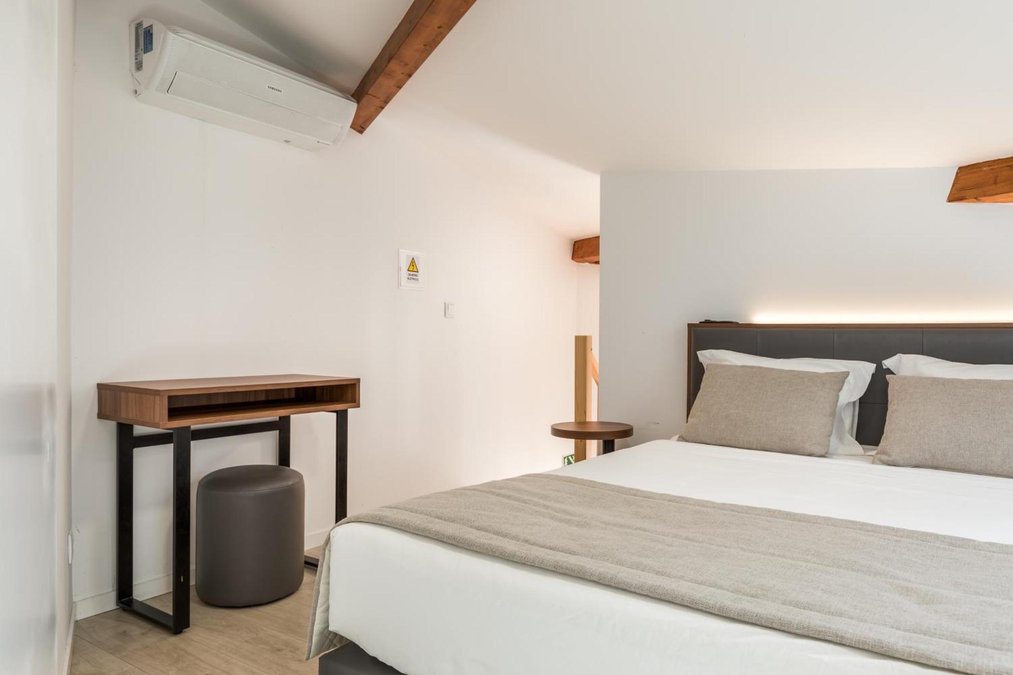 Bra.Com Apartments Oporto Faria Guimaraes ภายนอก รูปภาพ