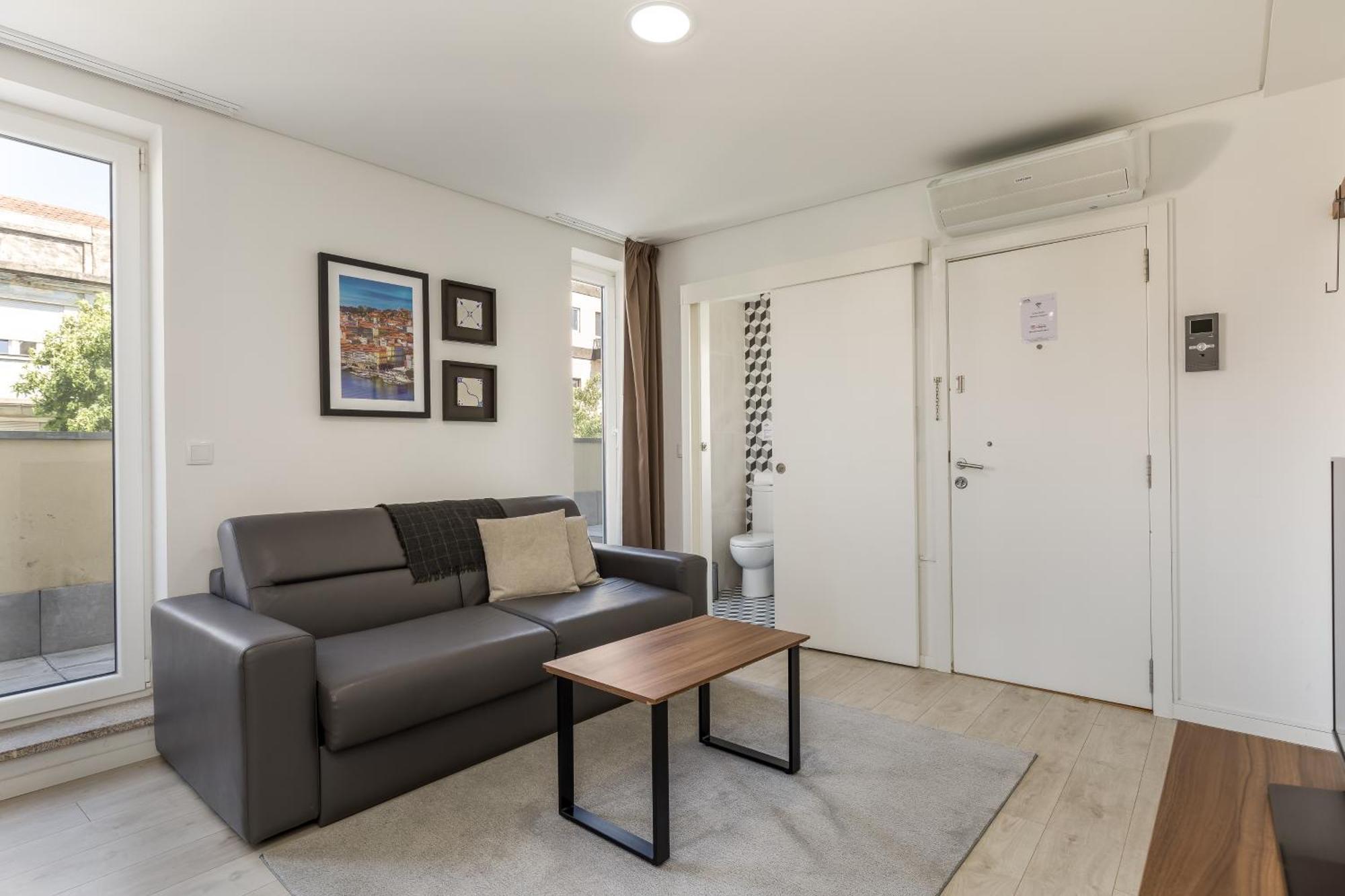 Bra.Com Apartments Oporto Faria Guimaraes ภายนอก รูปภาพ
