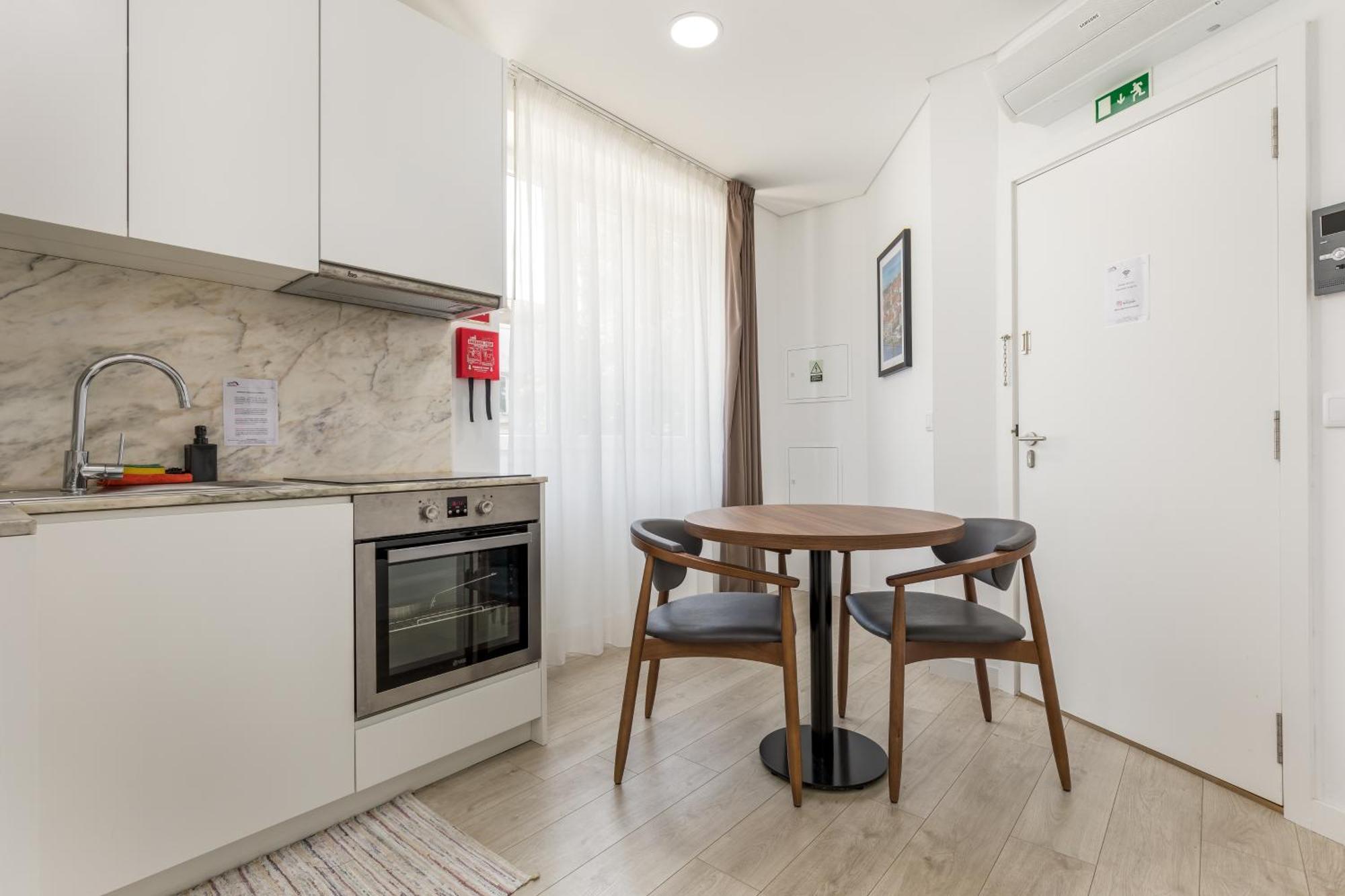 Bra.Com Apartments Oporto Faria Guimaraes ภายนอก รูปภาพ
